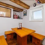 Kapetanova Kuca * Novi Vinodolski