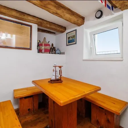 Kapetanova Kuca * نوفي فينودولسكي