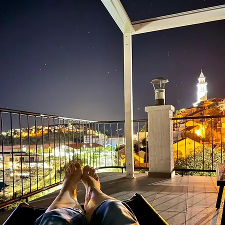 Kapetanova Kuca نوفي فينودولسكي