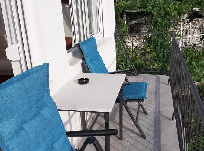 Kapetanova Kuca Feriehus Novi Vinodolski