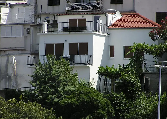 Kapetanova Kuca Feriehus Novi Vinodolski