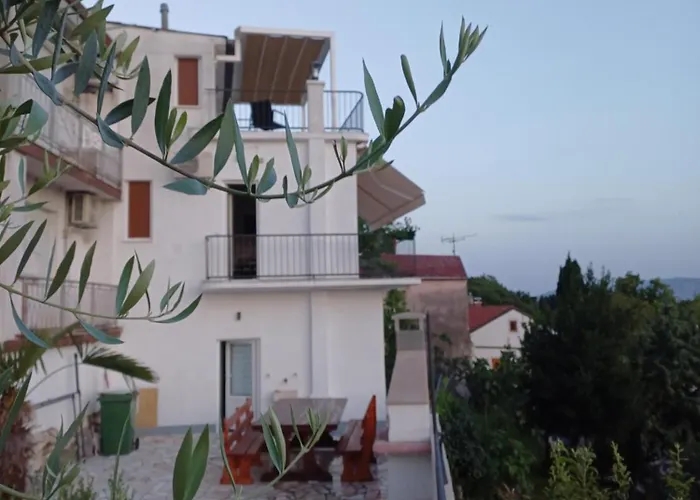 Kapetanova Kuca 別荘