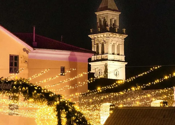 Kapetanova Kuca 別荘 *